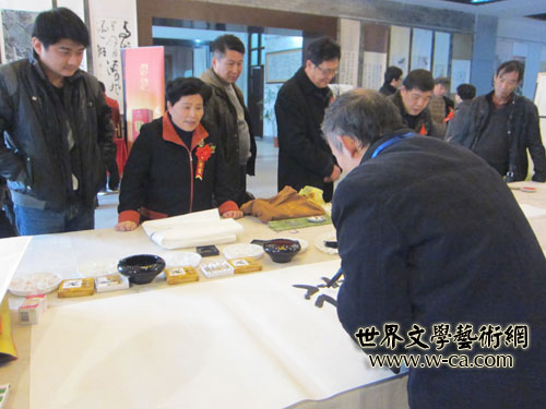 ����´��ڴ򿪴�ͼ